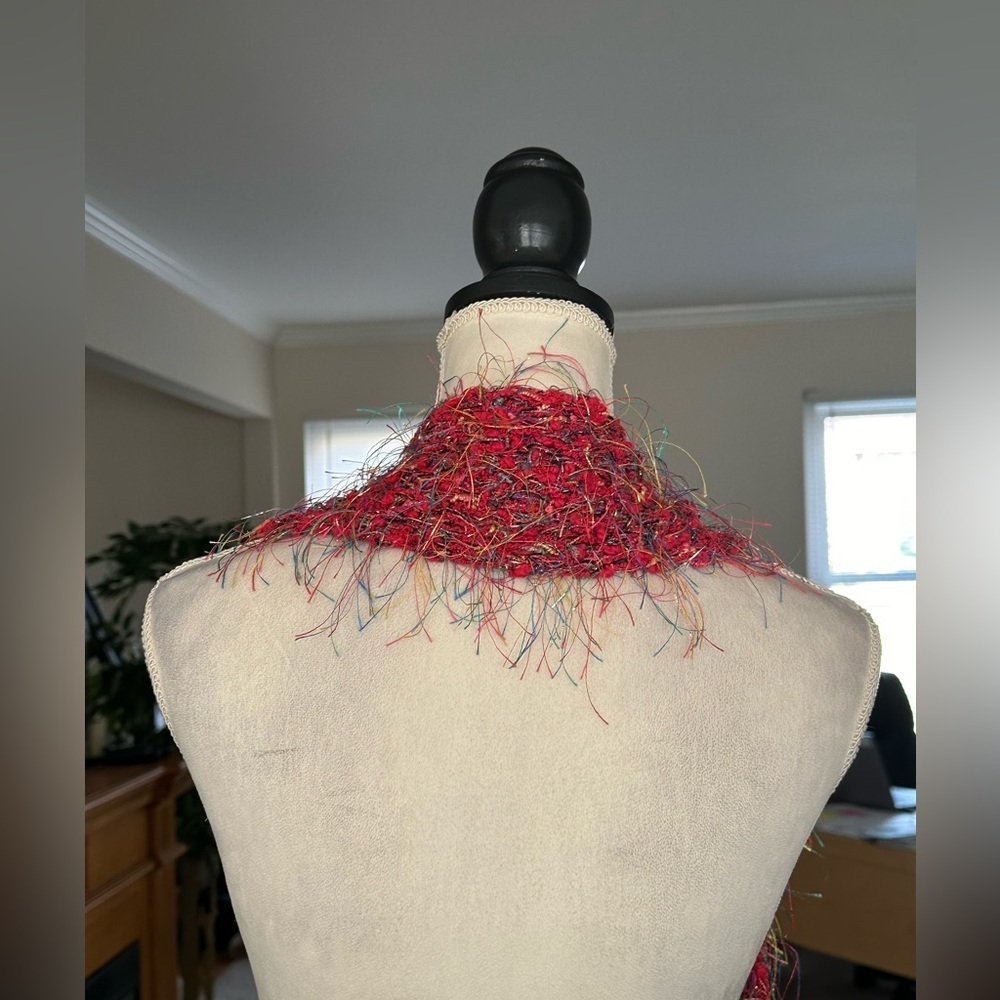 Vintage Red Gold Blue Homespun Yarn Fun Party Date Accessories Sparkly Quirky - Picture 4 of 6